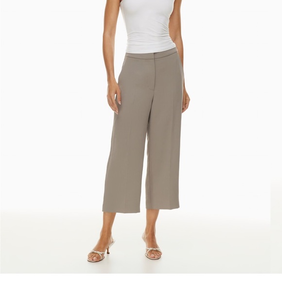 aritzia pants - Picture 3 of 7
